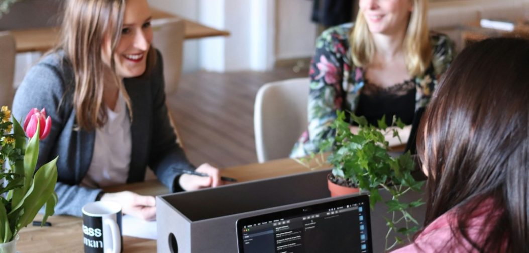 3 maneiras de fomentar uma cultura de apoio no ambiente de trabalho